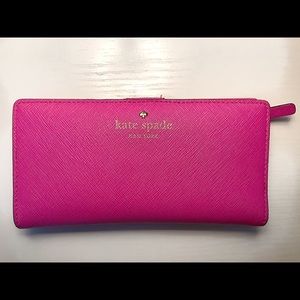 Kate Spade New York Wallet (Hot Pink)